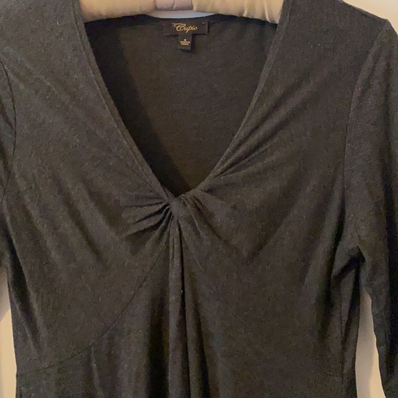 Size small, super soft and flowy Cupio tunic - Picture 2 of 4